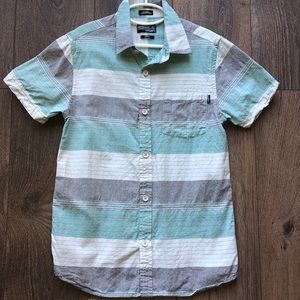 O’Neil Boys button down top size Medium
